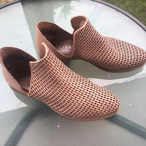 ATELIERS - Picture 2 of 4